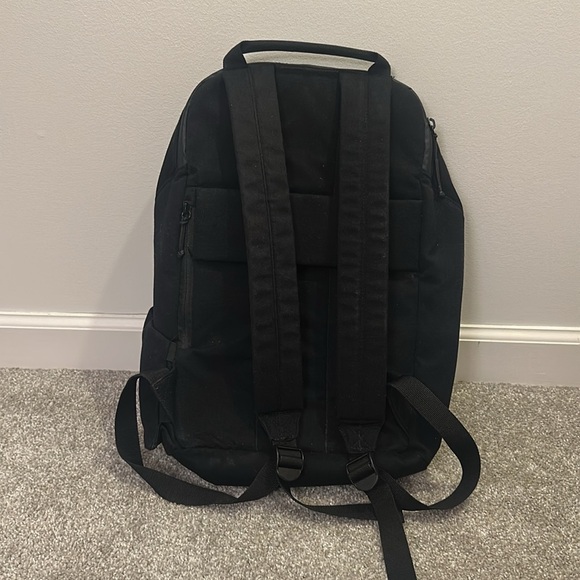 The Brevitē Backpack - Picture 3 of 5